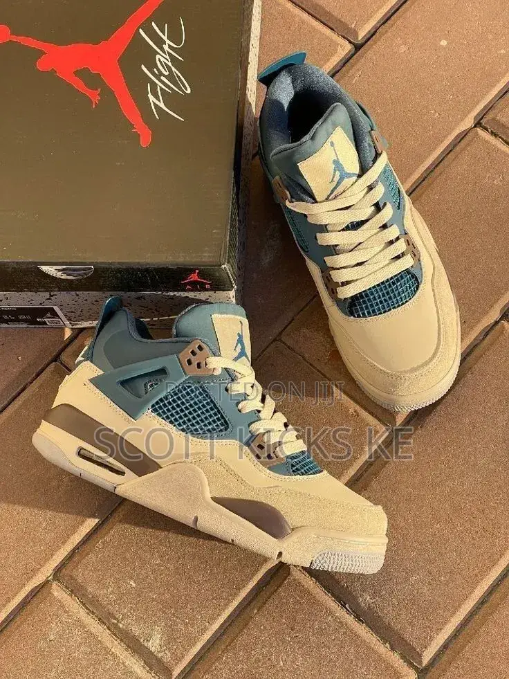 Air Jordan 4 Snorlax
