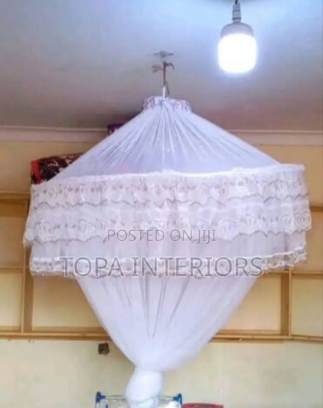 Circular Fine Meshed Round Bed Nets for 6x6 Bed