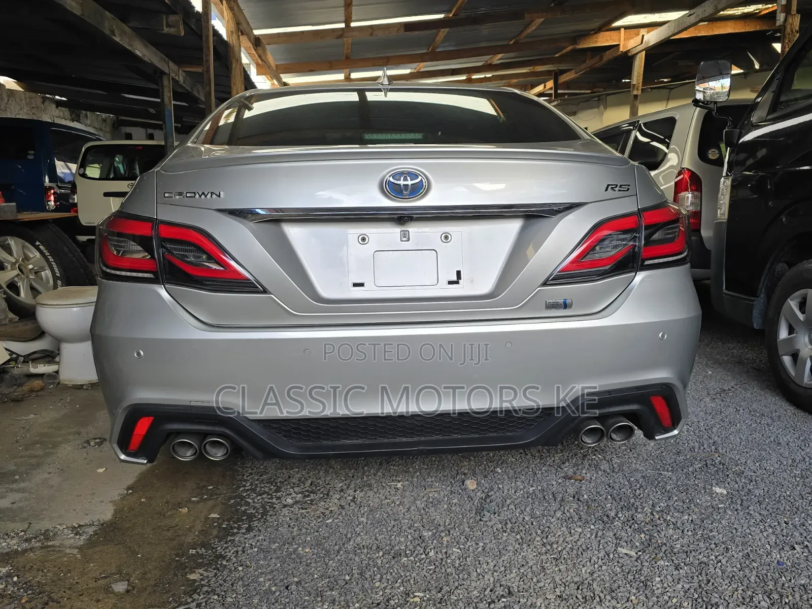 Toyota Crown 2019 Silver