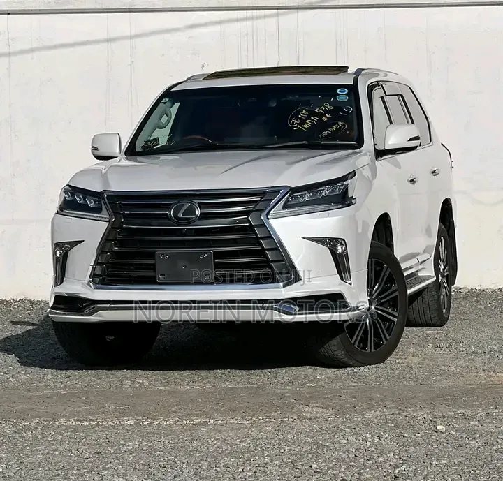 Lexus LX 570 AWD 2020 Pearl