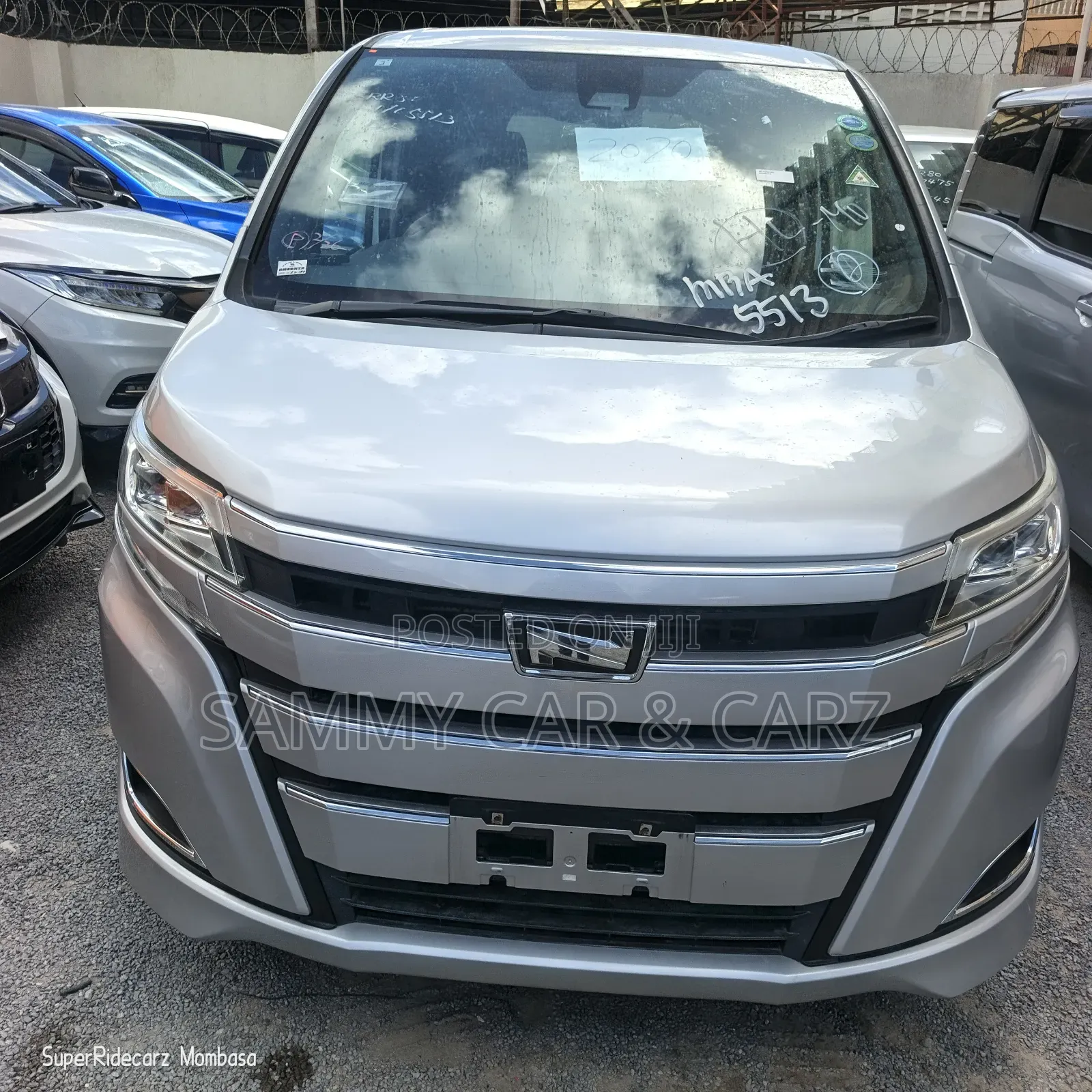 Toyota Noah 2020 Silver