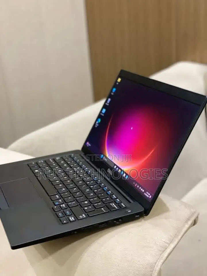 Laptop Dell Latitude 7390 8GB Intel Core i5 SSD 256GB