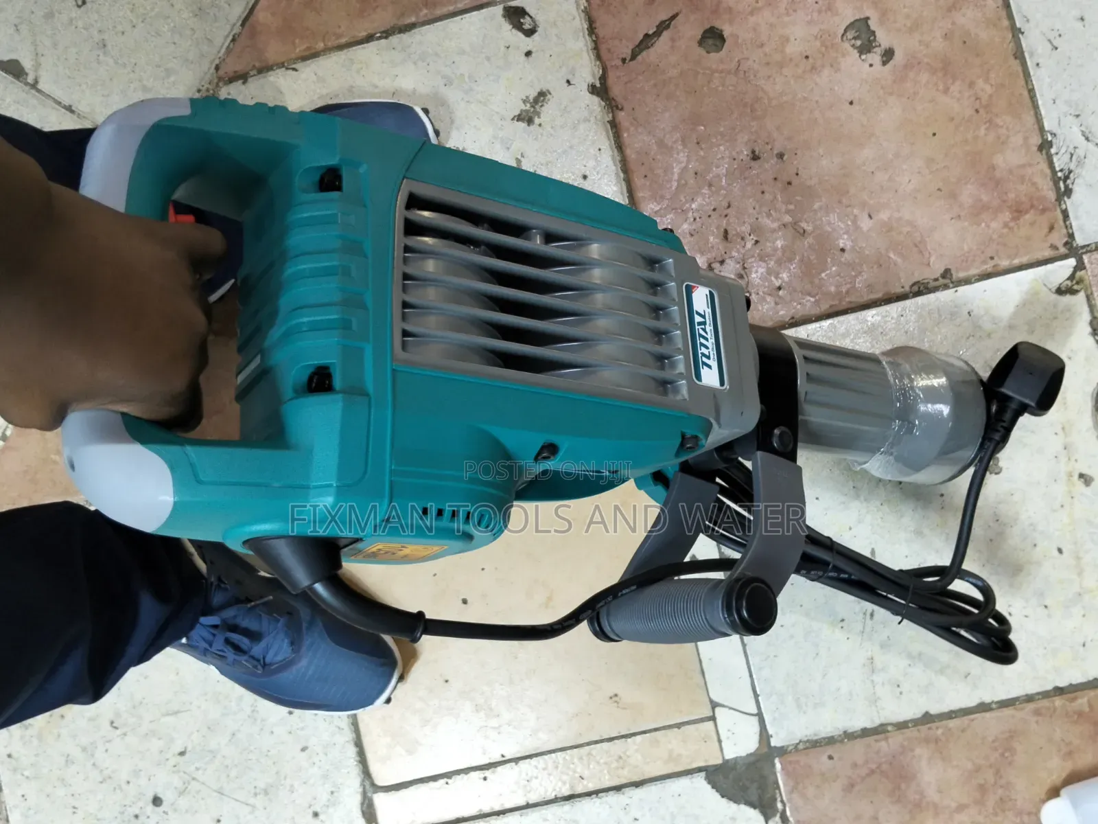 Powerful Total Demolition Breaker 1700watts for Floor and Walls