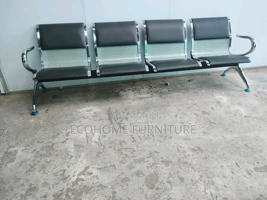4 Seater Black Padded Link Waiting Chair