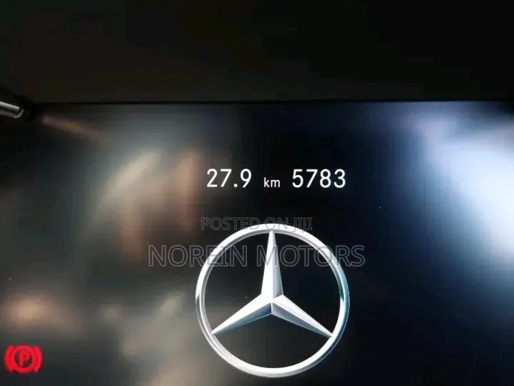 Mercedes-Benz C200 2019 Silver