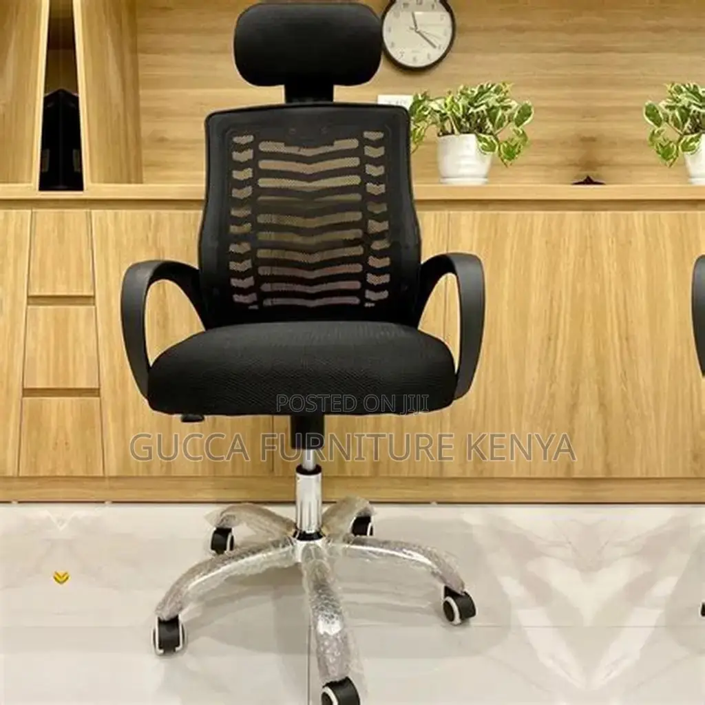 Rolling Executive Headarest Mesh Chair