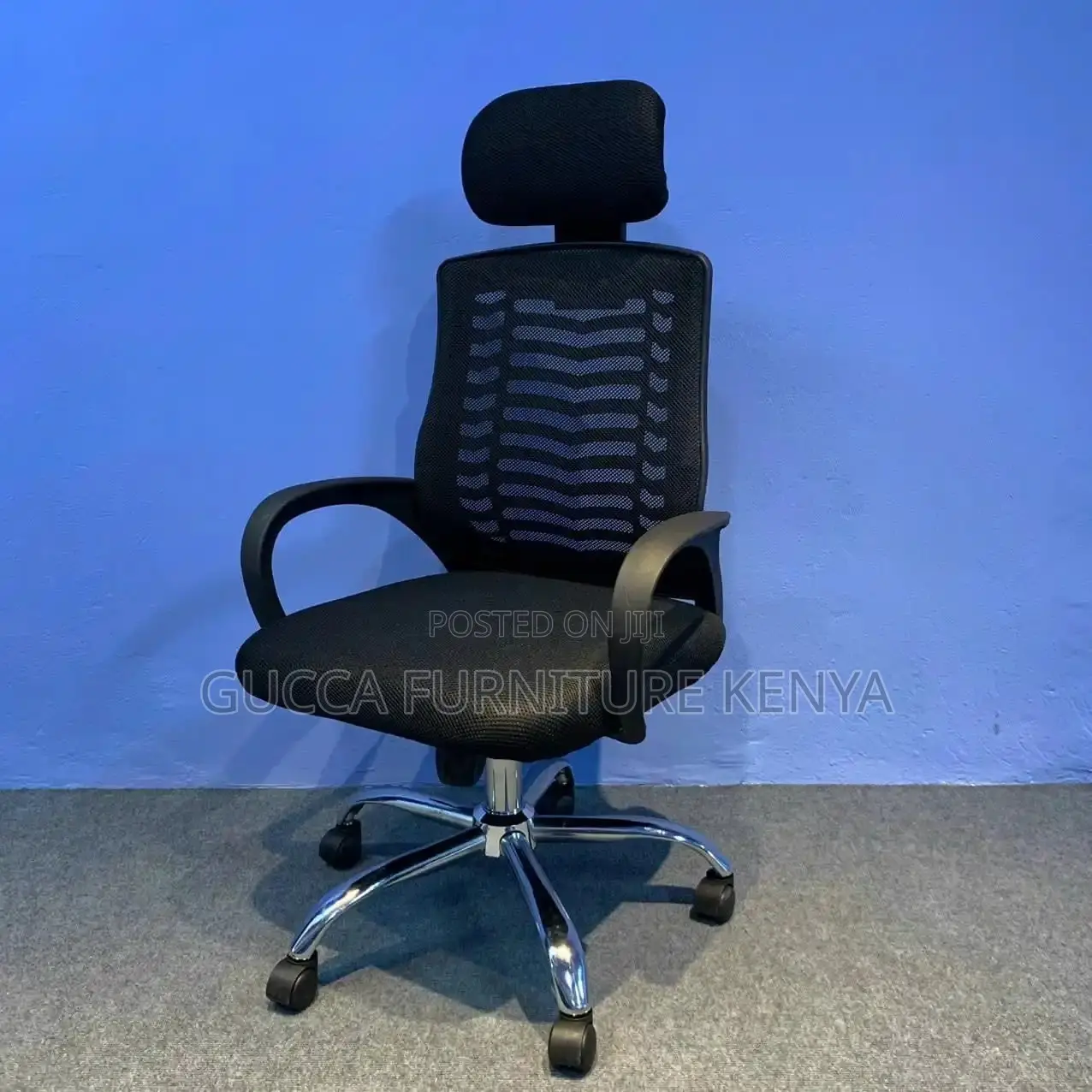 Rolling Executive Headarest Mesh Chair