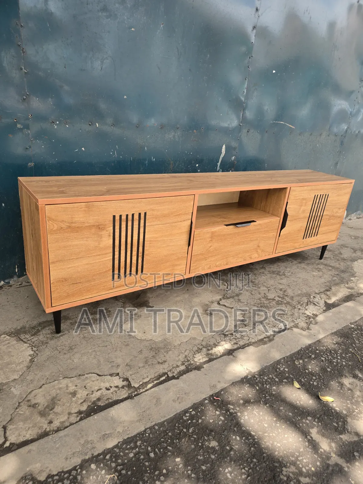 Tv Stand 6ft (Natural Make)