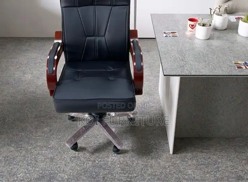 Office Chairs; Supremacy Executive Bliss Leather Bosses Chairs