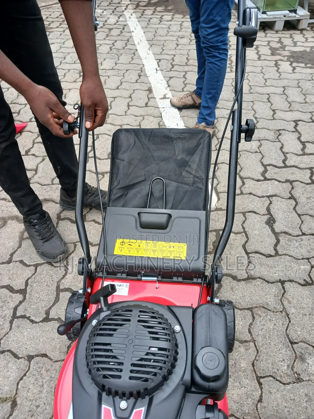 Petrol Lawn Mower 123cc Grass Cutting Machine