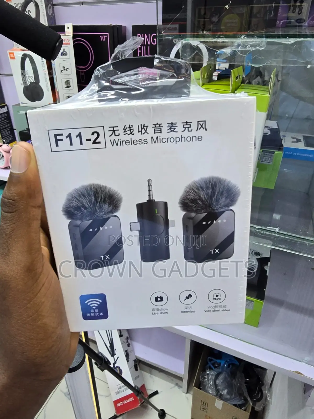 F11-2 Wireless Lavalier Microphone 3-in-1 Receiver Kit