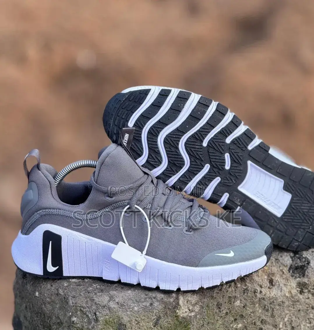 Nike Metcon Grey White Trainers