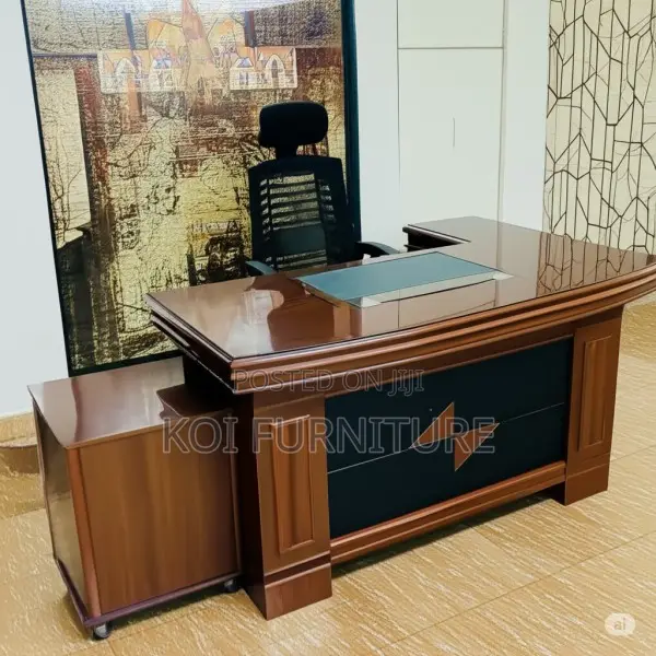 Office Desk; 1.4 Meters Mahogany Executive Office Desk