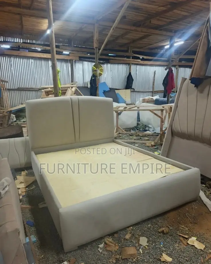 Upholstered Chester Bed