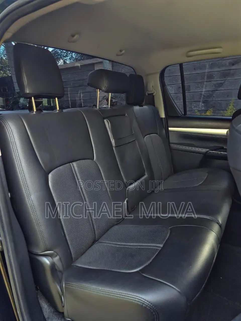 Toyota Hilux 2020 Blue