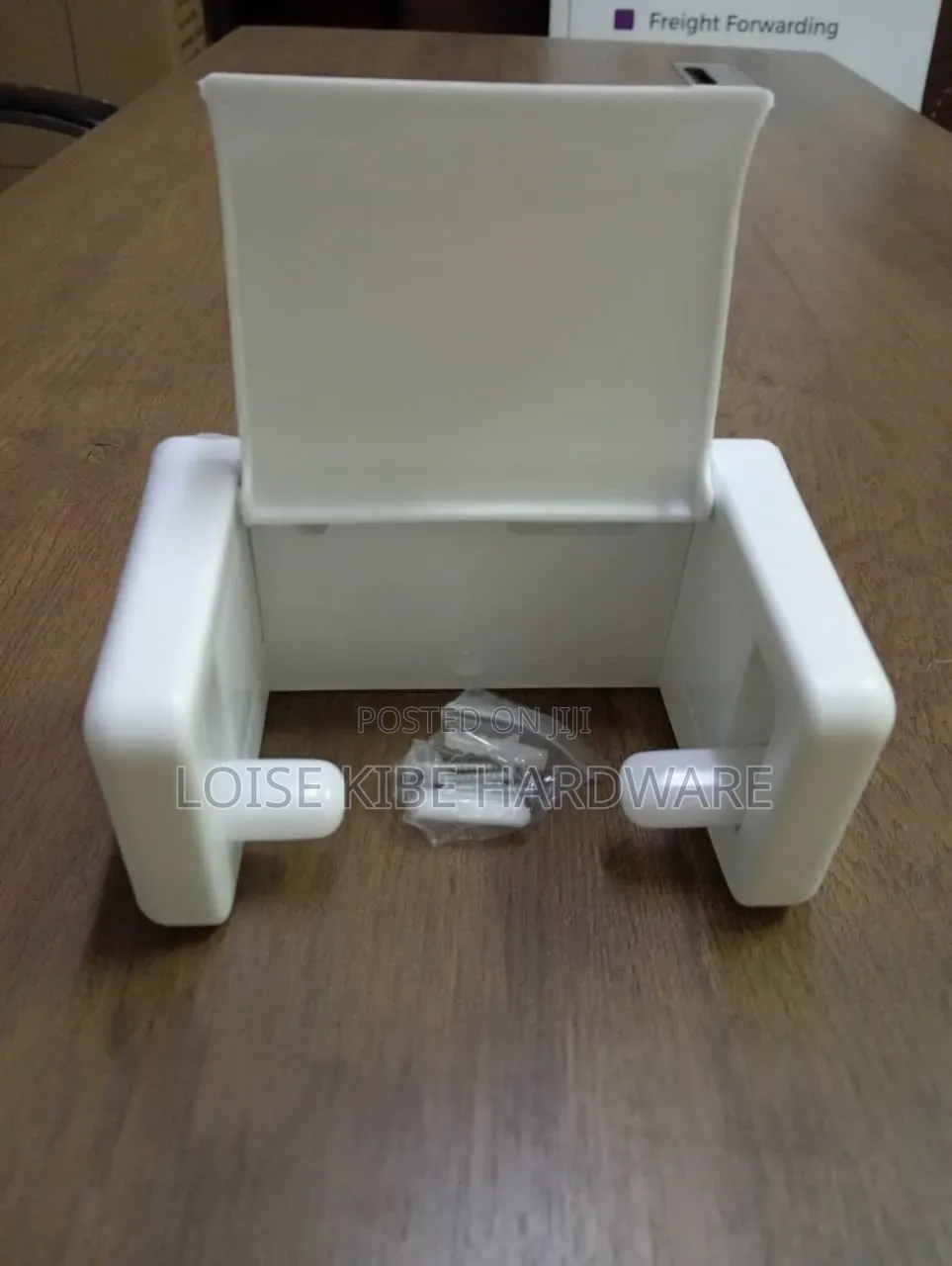 Plastic Tissue Holder Available