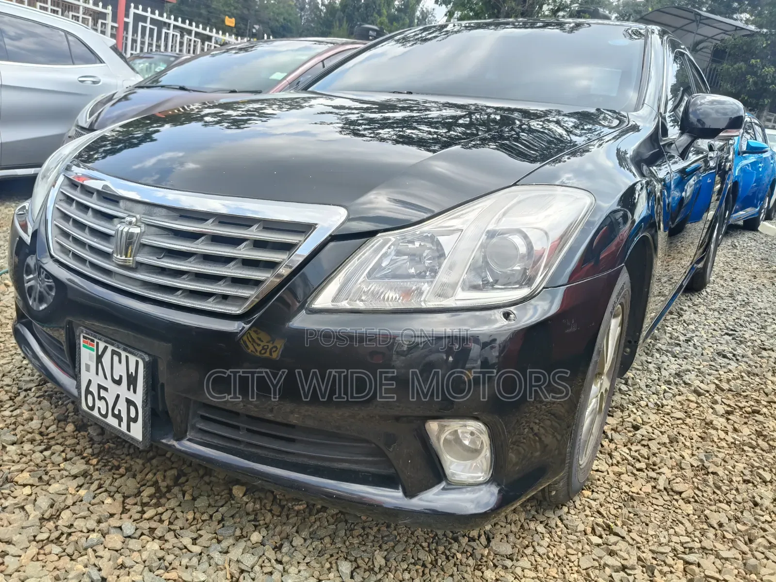 Toyota Crown 2013 Black