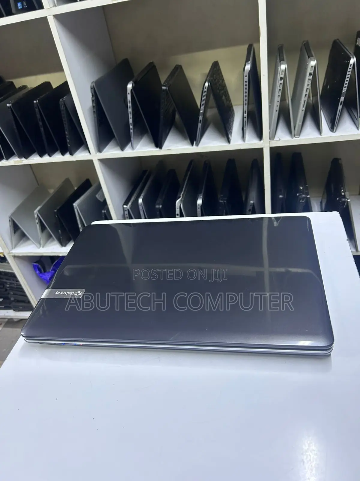 Laptop Gateway GWTC116-1 4GB Intel Celeron SSD 500GB