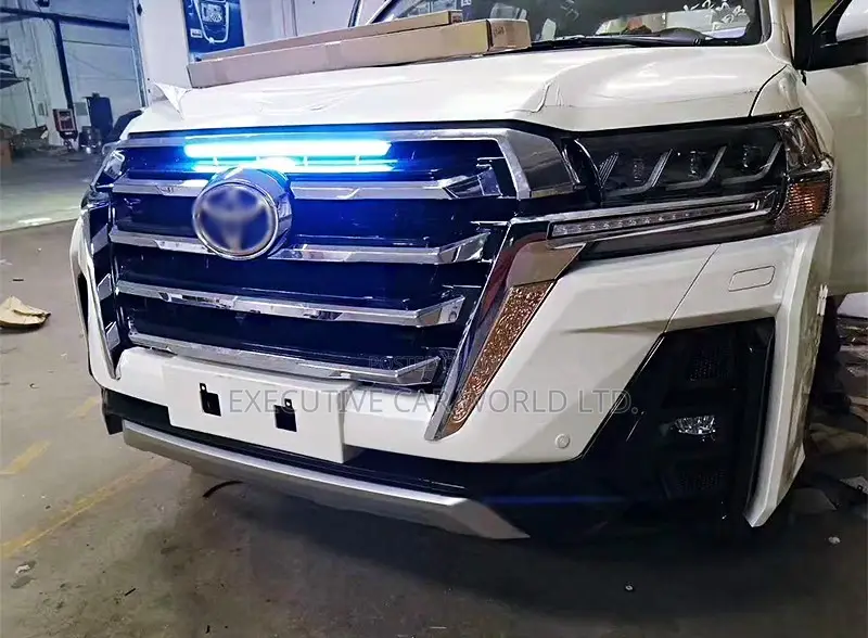 Toyota Land Cruiser 200 Limgene Pilot Body Kit