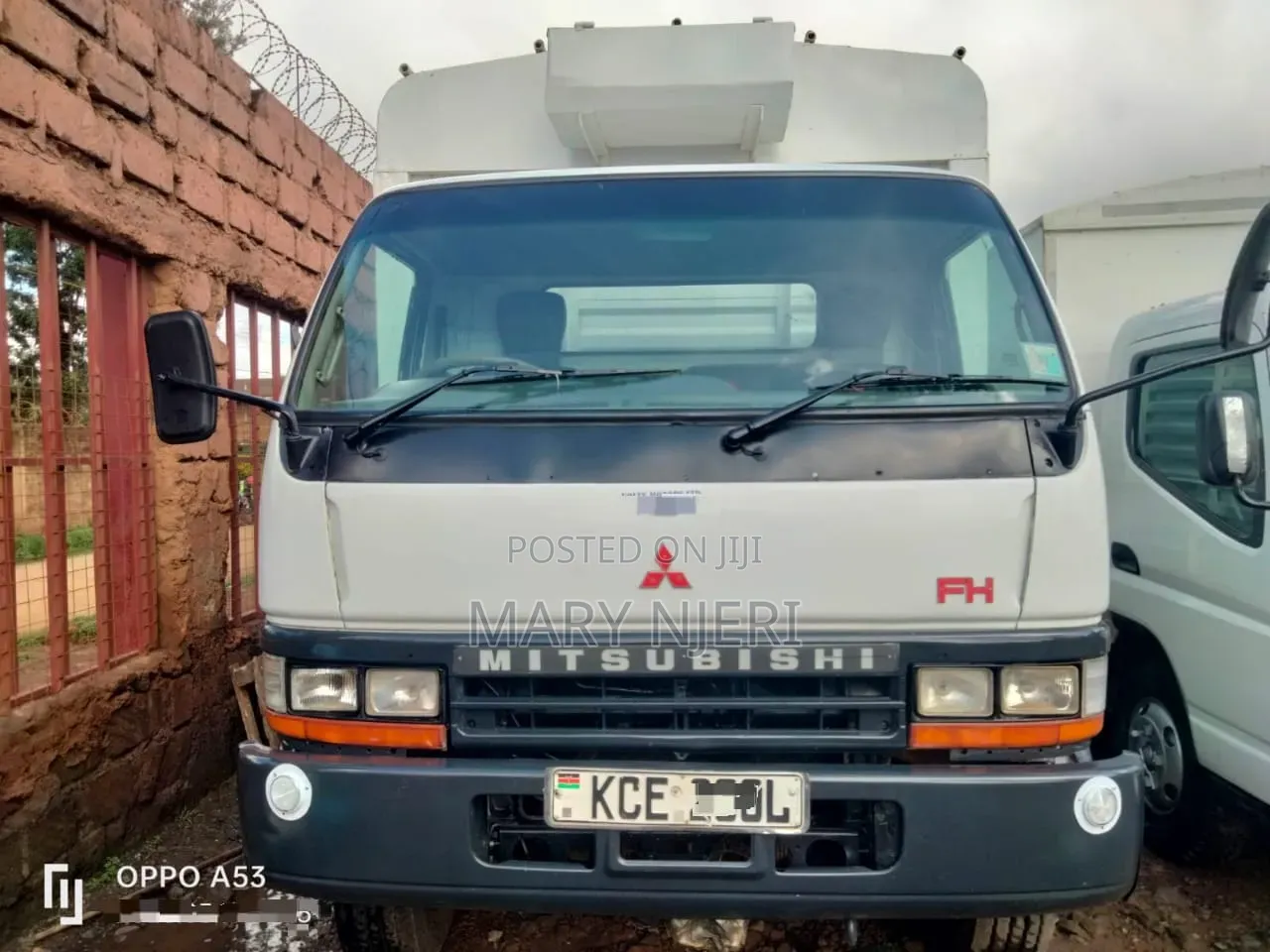 Mitsubishi Fh 215truck,