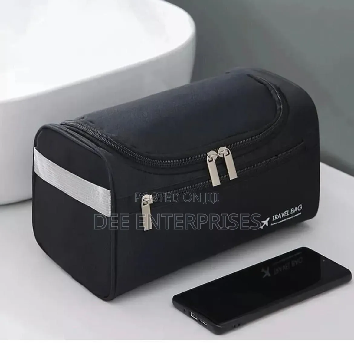 Portable Waterproof Hanging Storage Bag /Travel Cosmetic Bag