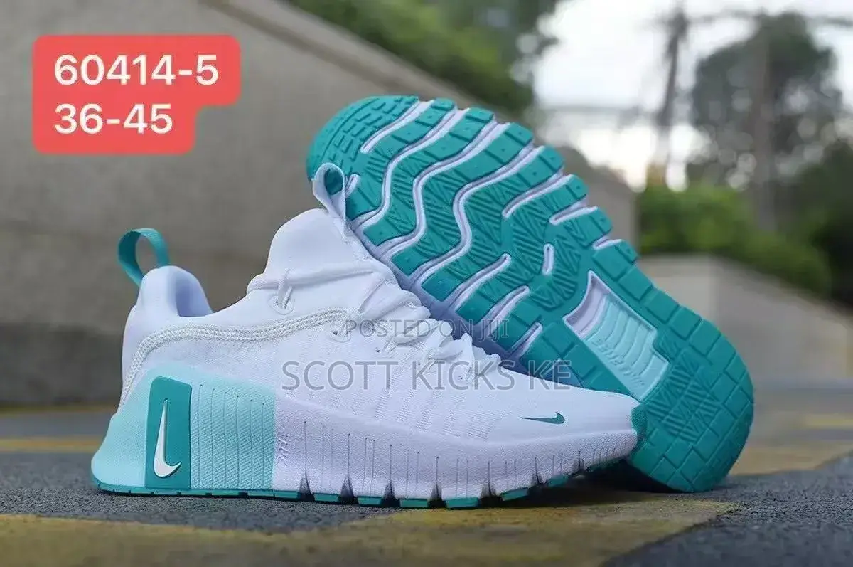 Nike Free Metcon White Trainers