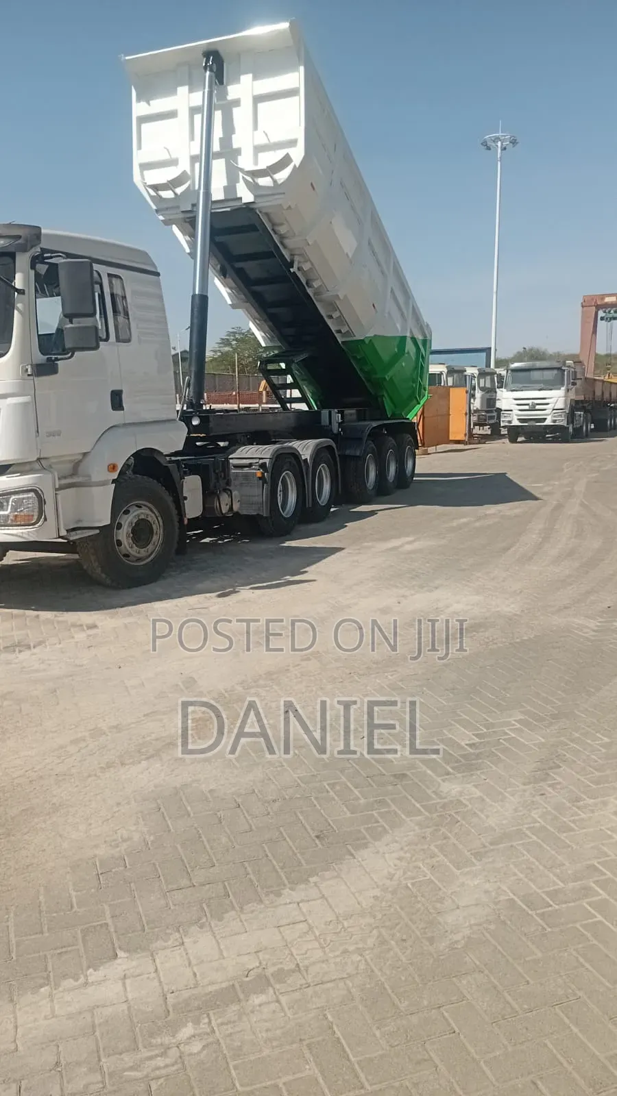 Flatbed Trailers/Skeletal/Tipping/Low-Bed Trailers