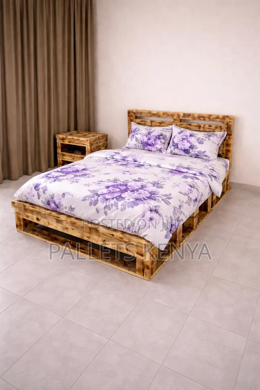 4x6 Modern Pallet Bed for Sale-Strong Wooden Bed Frame With Headboard.