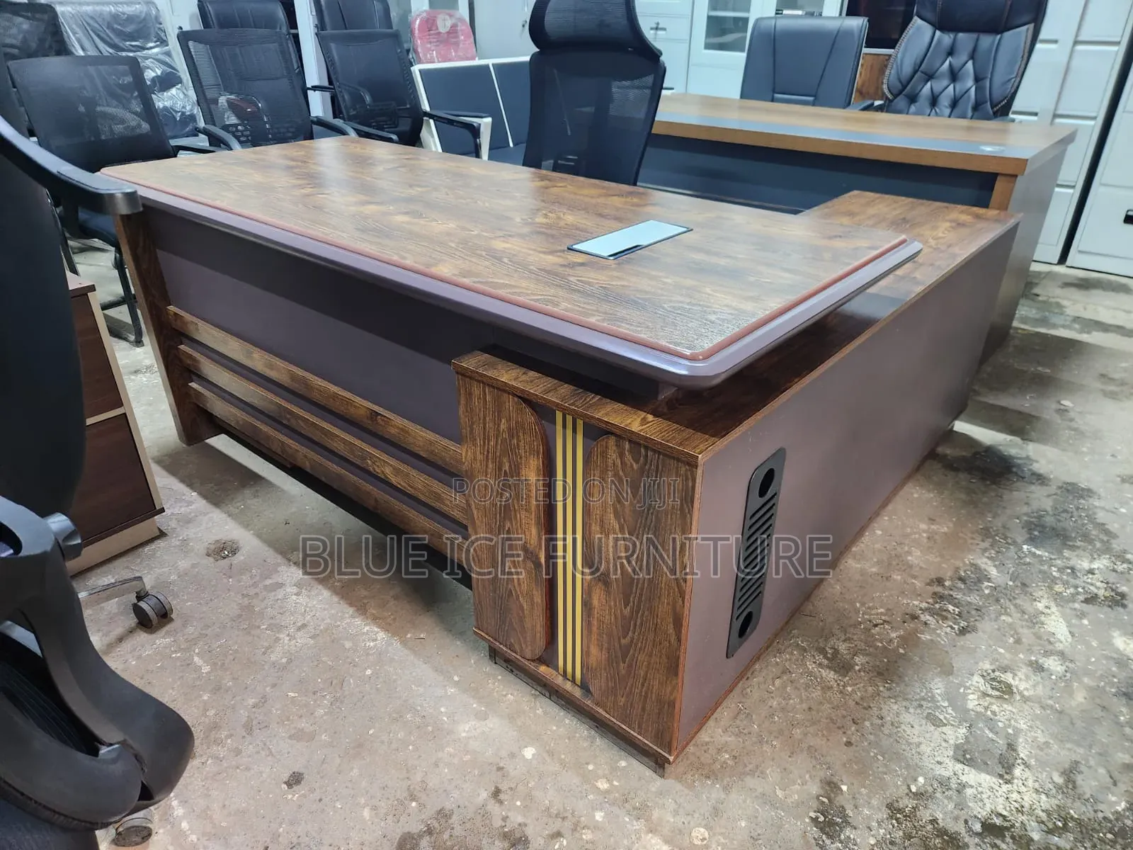Executive Office Desk With Side Storage Cabinet