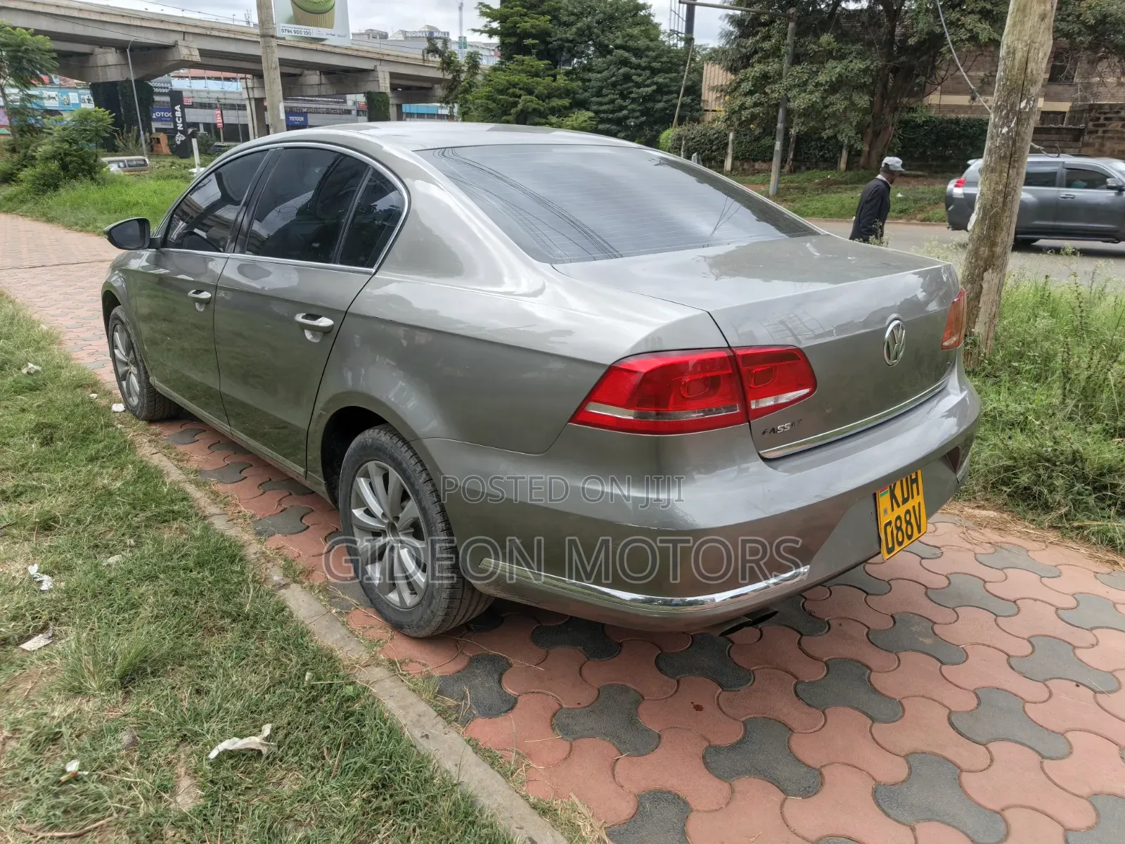 Volkswagen Passat 2013 Silver