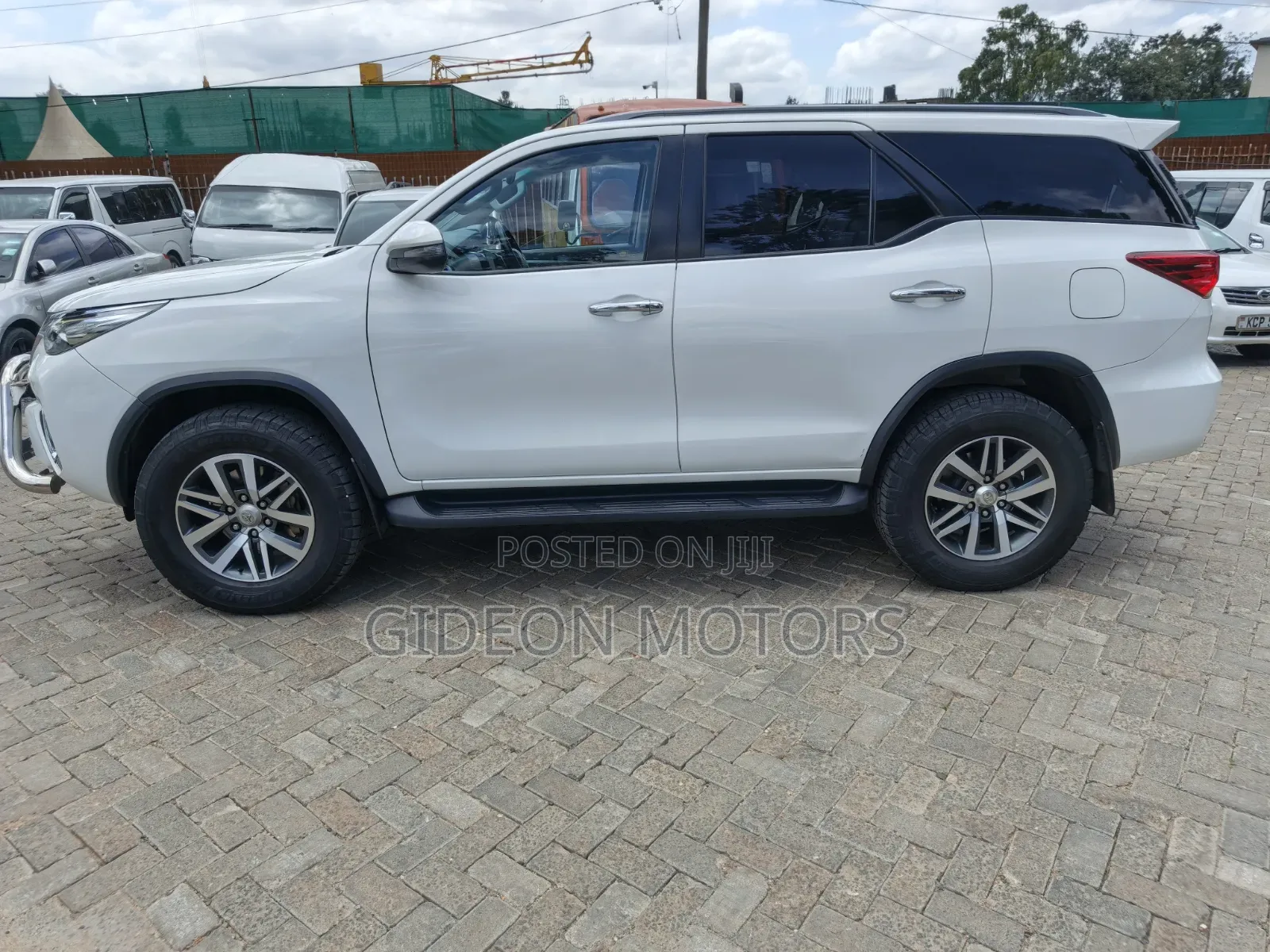 Toyota Fortuner 2019 White