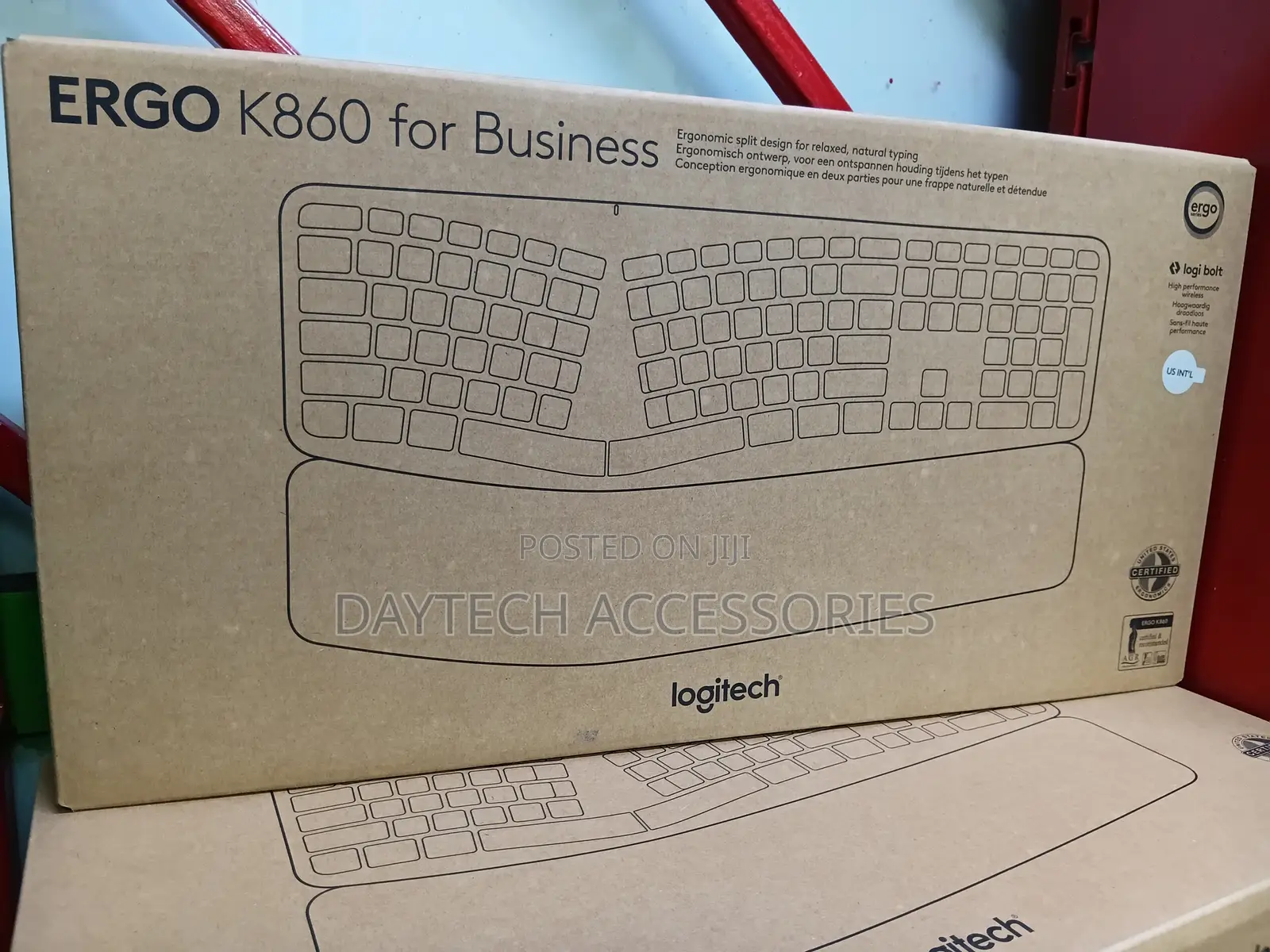 Logitech Ergo Split Wireless Keyboard for Business Ergonomic.