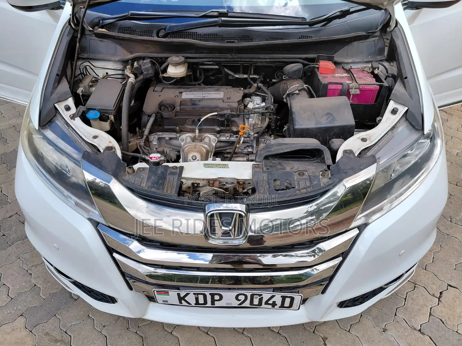 Honda Odyssey 2.4 G 2WD (8 seater) 2016 White