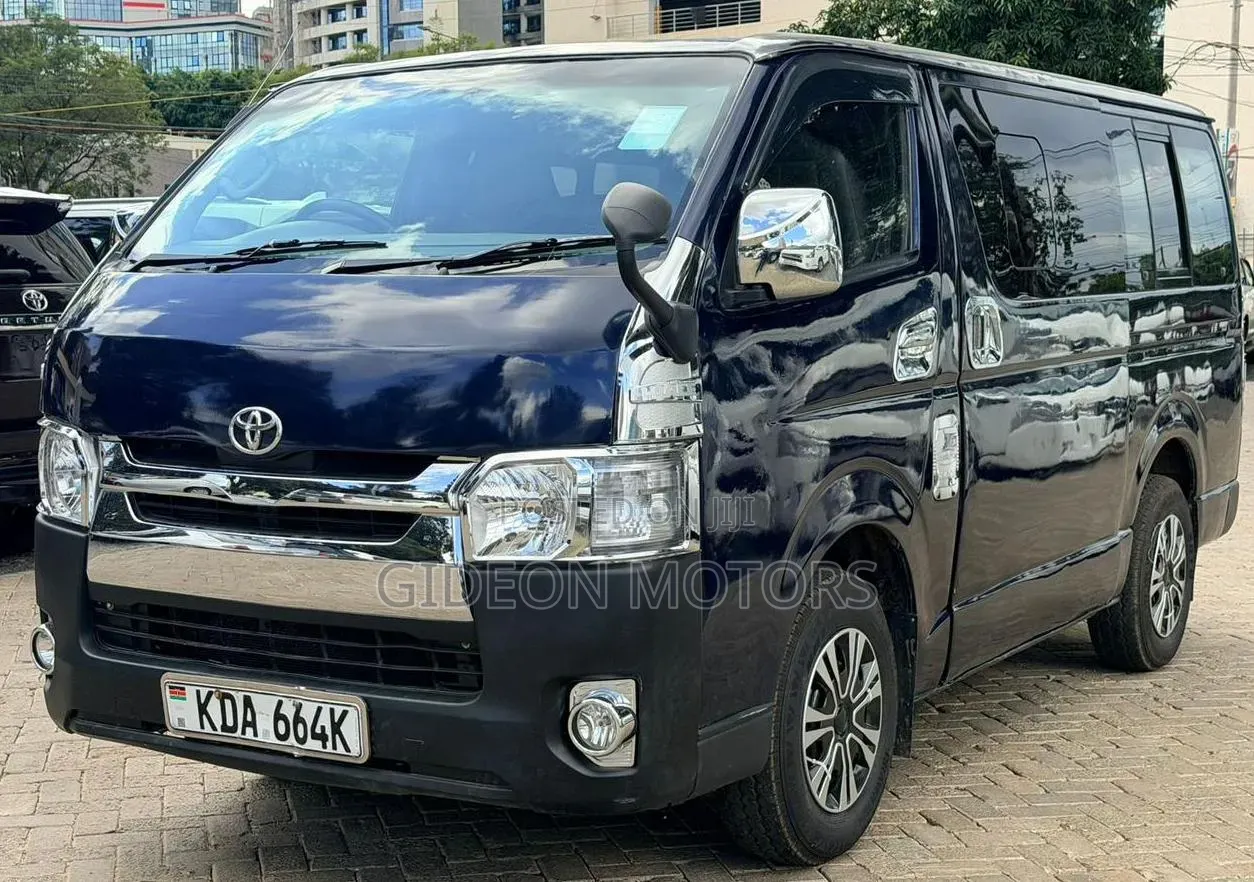 Toyota HiAce 2014 Blue