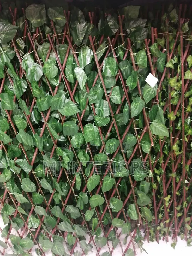Artificial Retractable Fence