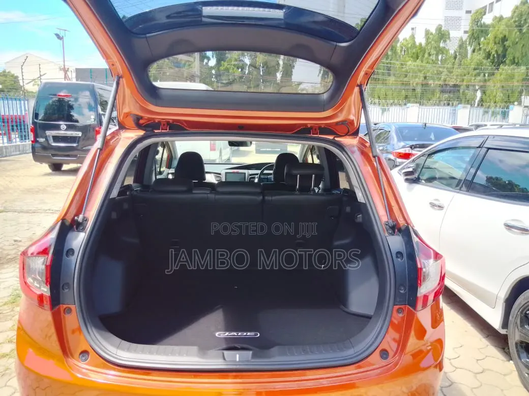 Honda Jade 1.5 Hybrid 2020 Orange