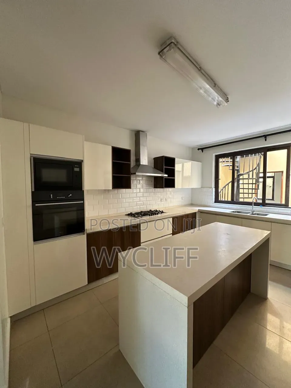 5bdrm Villa in Muthangari for rent