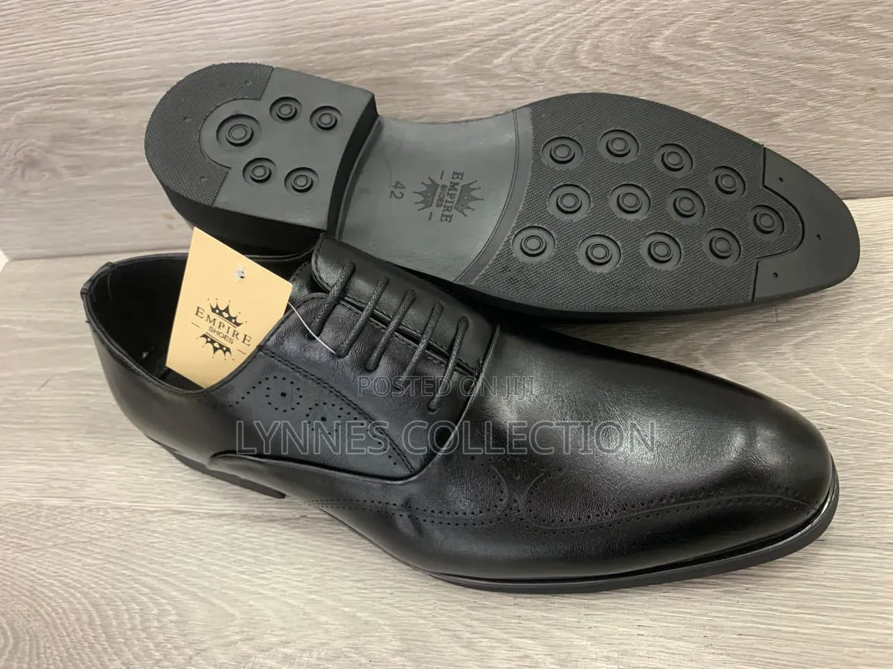 High Quality Men// Official Shoes - Premium Leather Formal Wear .
