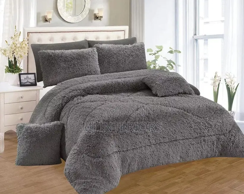 Warm Fluffy Duvets Available at Affordable Price