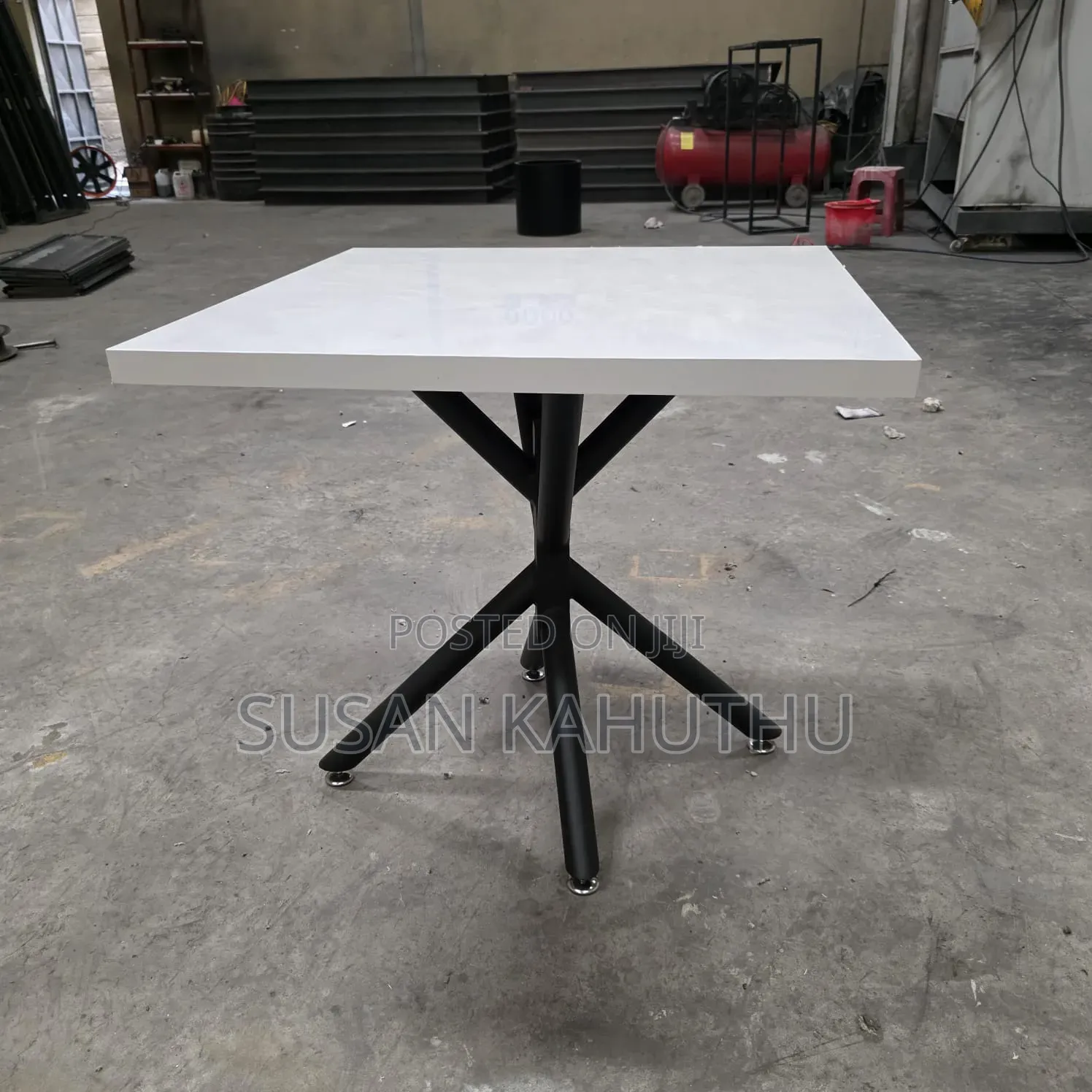 Robust and Exeptional Restaurant Tables