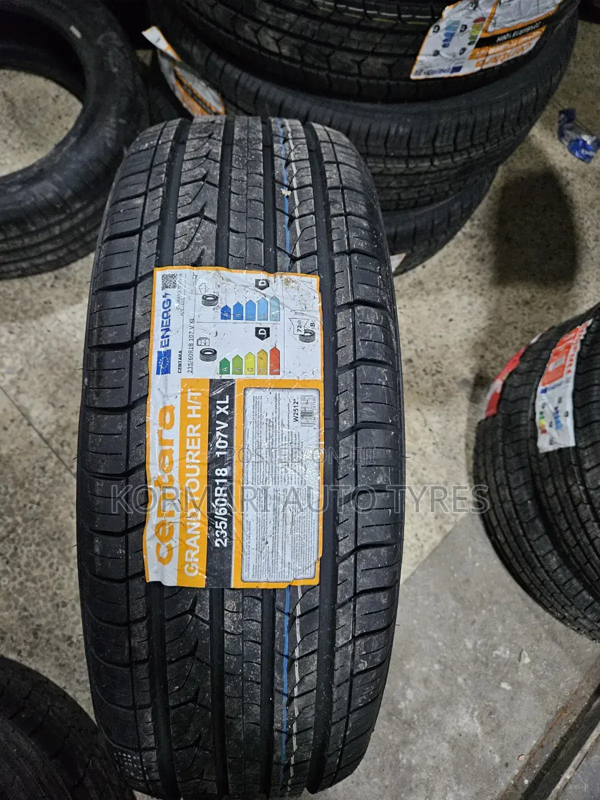 235/60r18 Centara 107v