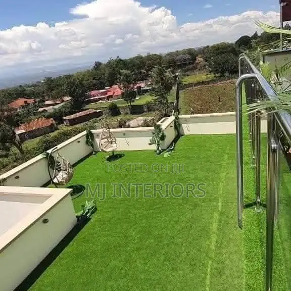 Premium Synthetic Grass Carpet for Homes, Gardens Balconies