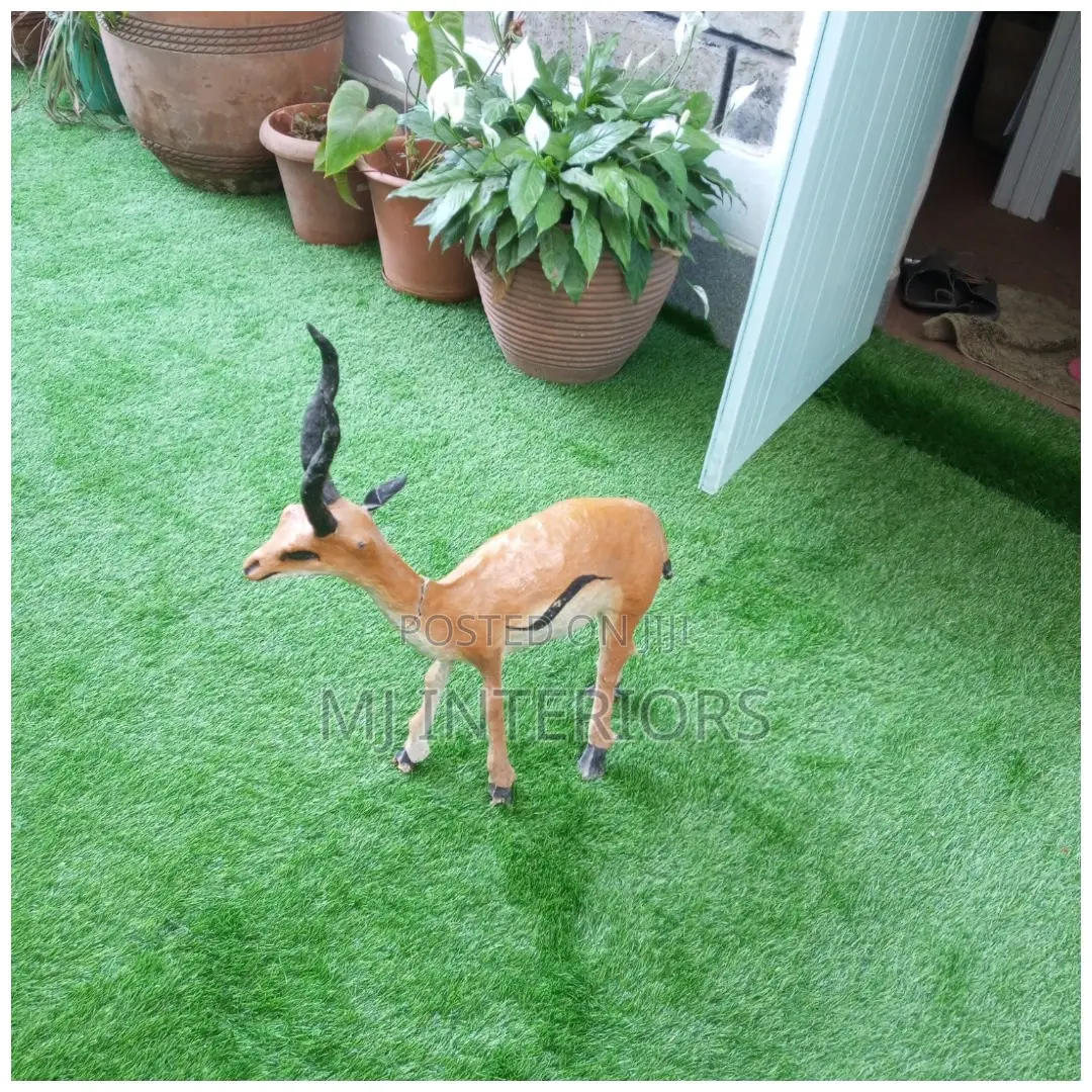 Rooftop Artificial Grass Carpet - Heat Resistant Durable