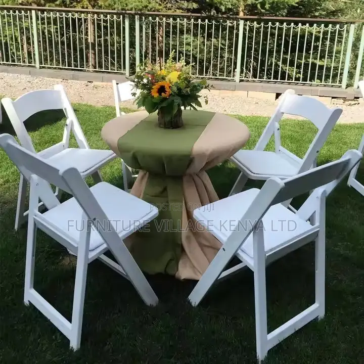 Foldable White Outdoor Wedding Chair
