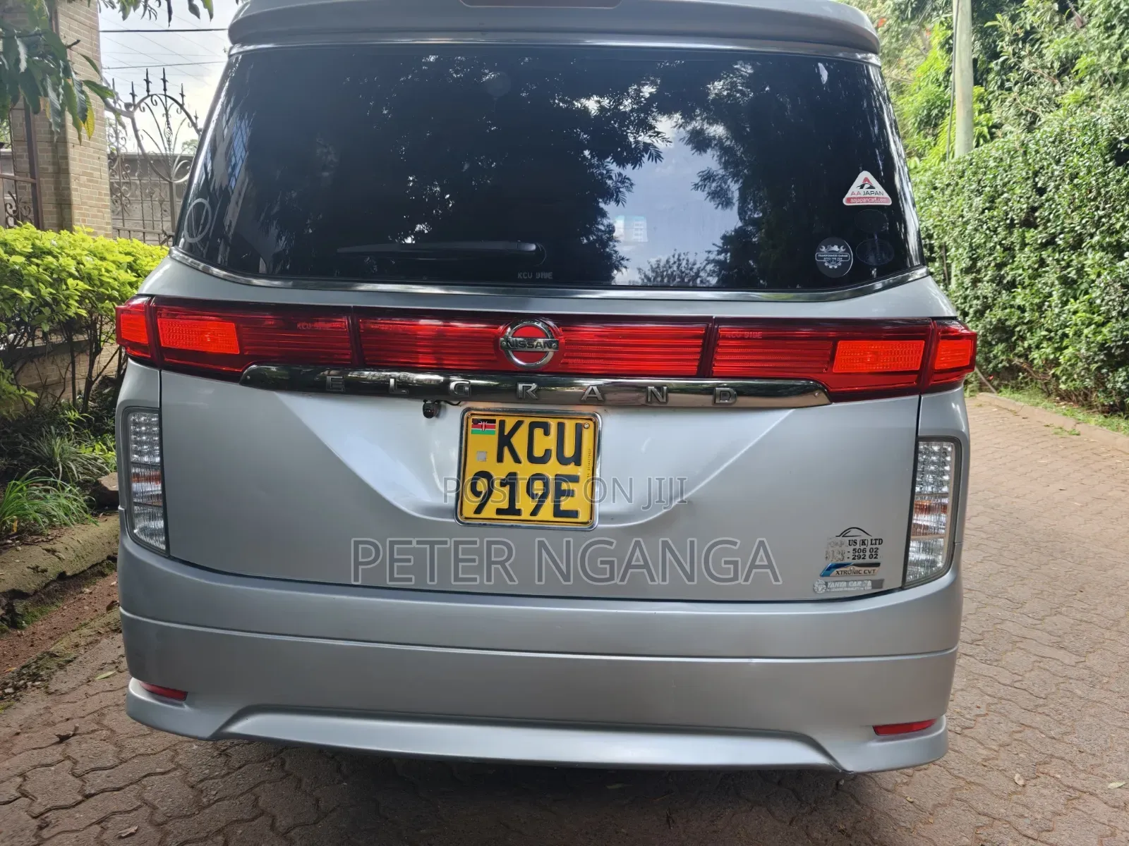 Nissan Elgrand 2012 Silver