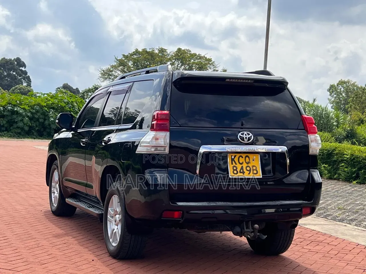 Toyota Land Cruiser Prado 2011 Black