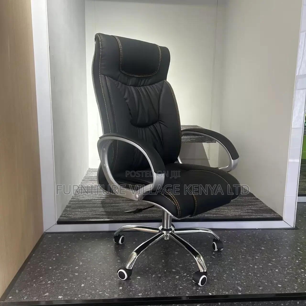 Height Adjustable Leather Cushioned Computer Chair