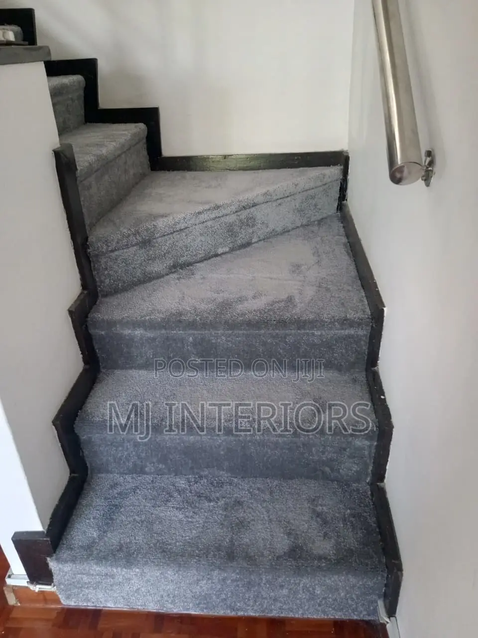 Usa Grey Carpets Available for Stairs and Office Spaces