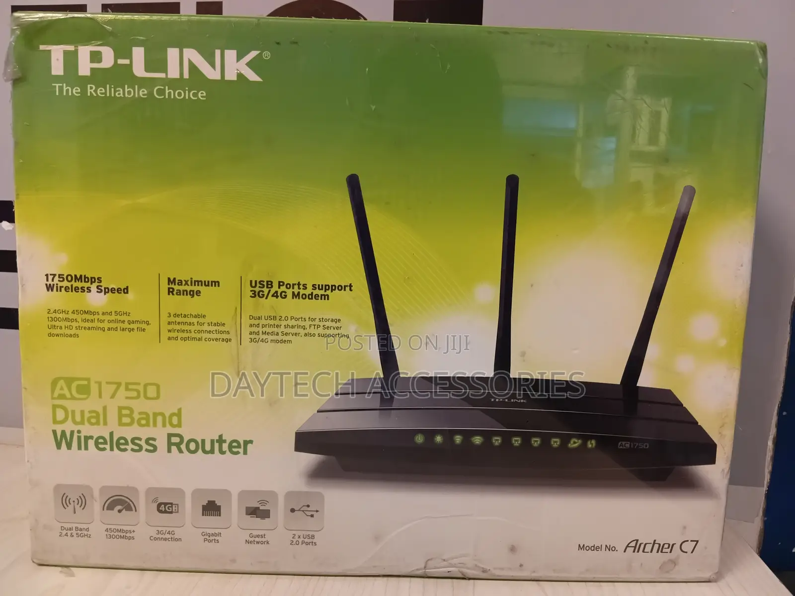 This Is a Tp-Link Archer C7 Ac1750 Dual Band Wireless Gigabit Router.