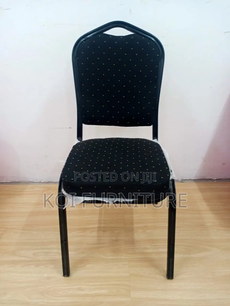 Office Chair : Black Banquet Chairs Designed for Events Conferences